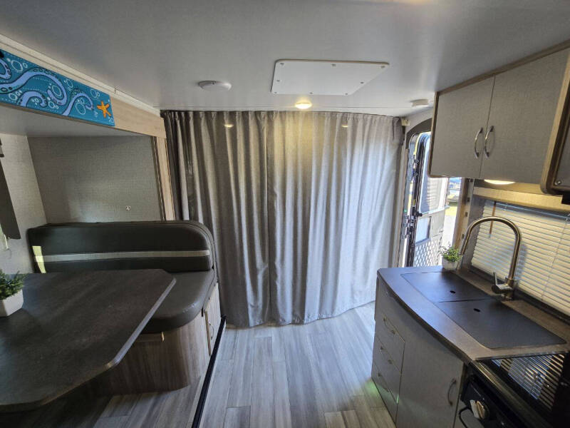 2022 Winnebago MINNIE MICRO