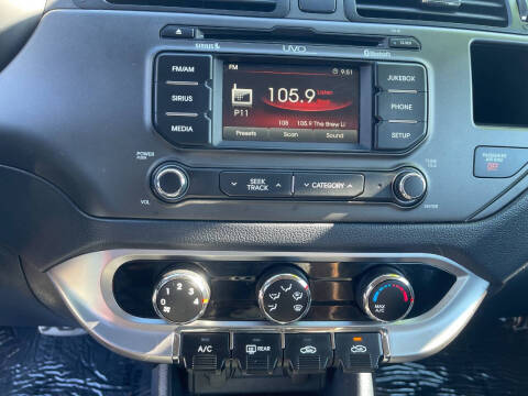 2012 Kia Rio 5-Door EX