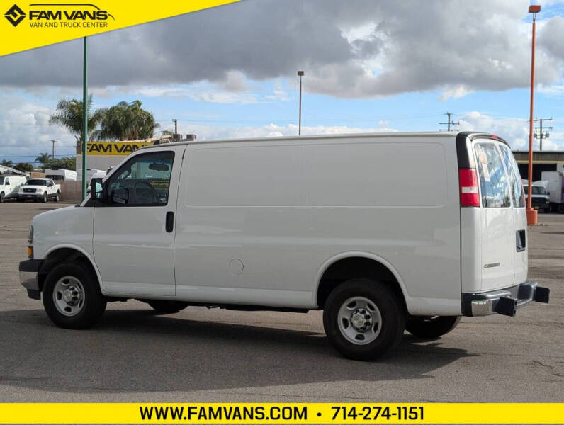 2023 Chevrolet Express 2500