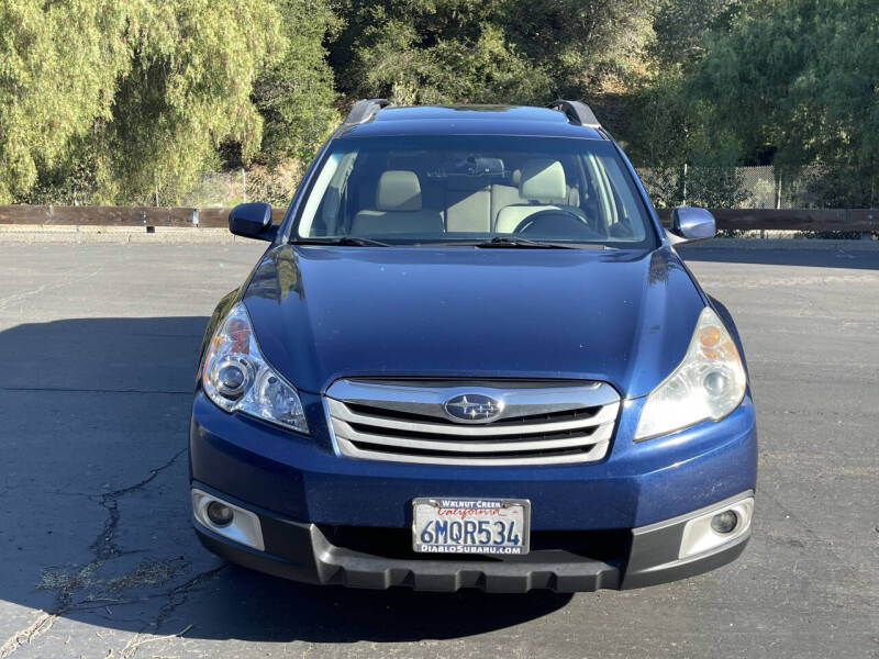 2010 Subaru Outback 2.5i Premium