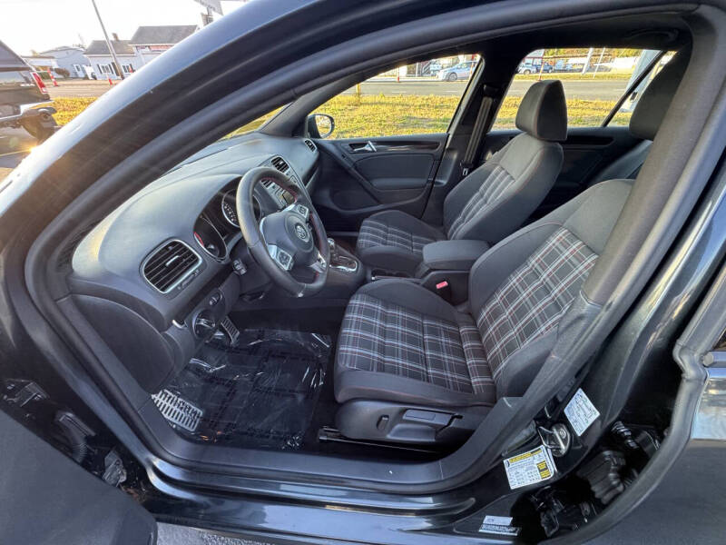 2011 Volkswagen GTI Base PZEV