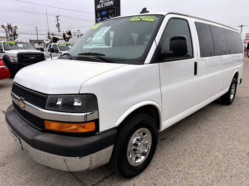 2016 Chevrolet Express LT 3500