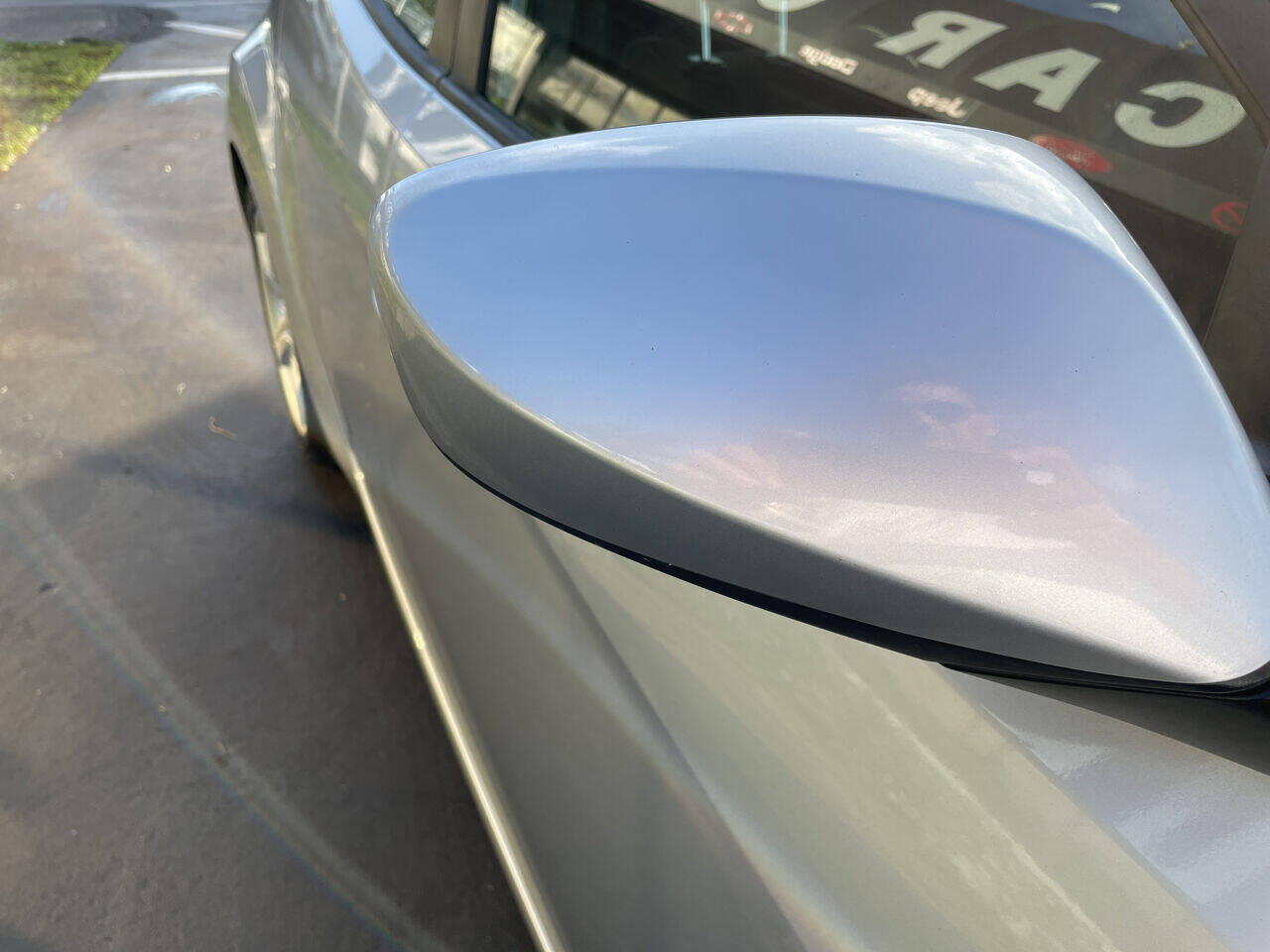 2015 Hyundai Veloster  - $9,900