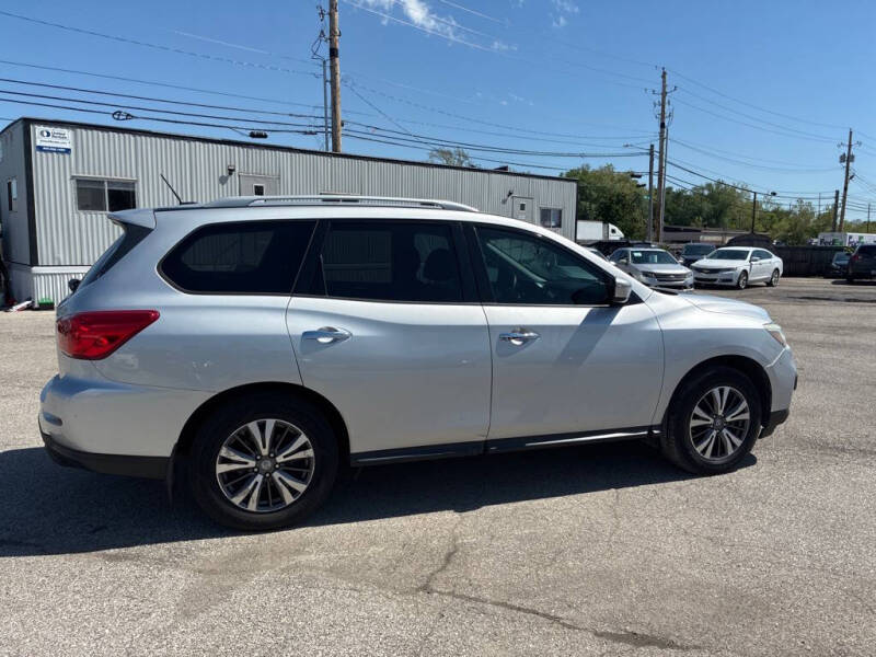 2018 Nissan Pathfinder S