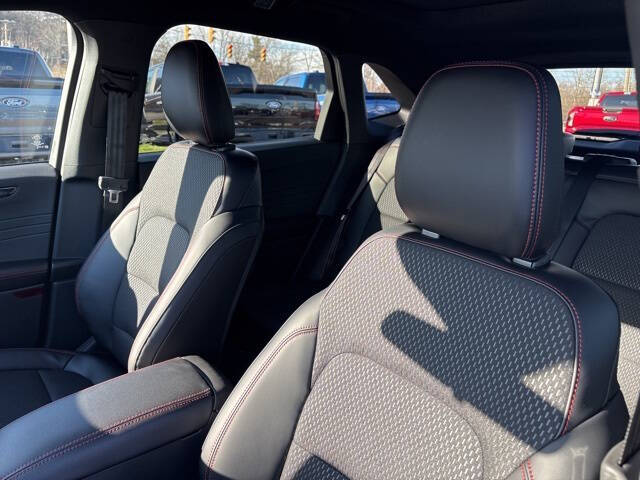 2026 Ford Escape ST-Line Select