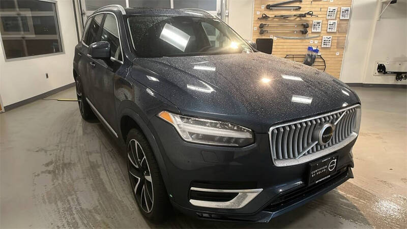 2023 Volvo XC90 B6 Plus Bright Theme 6P