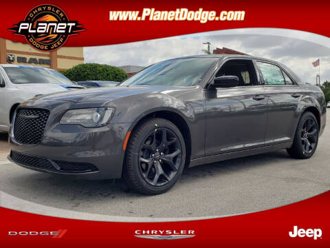 2020 Chrysler 300 for sale at PLANET DODGE CHRYSLER JEEP in Miami FL