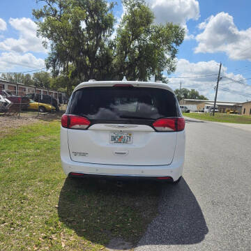 2018 Chrysler Pacifica Touring L