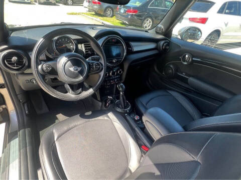 2017 MINI Convertible Cooper