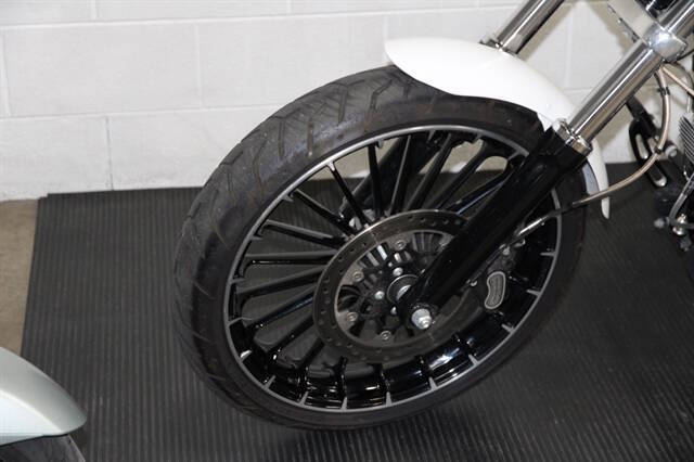 2017 Harley-Davidson Breakout