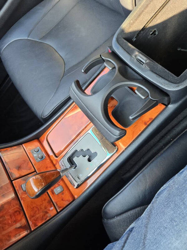 2005 Lexus LS 430