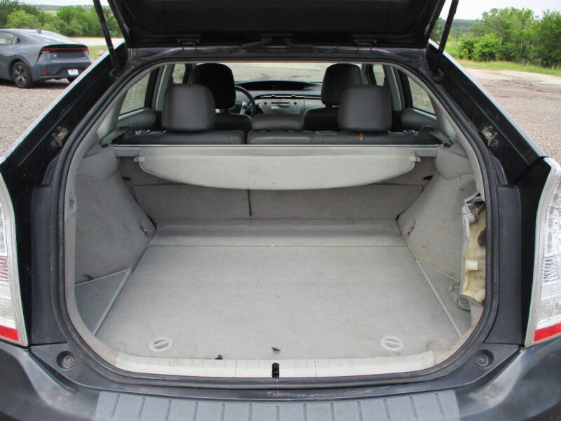 2010 Toyota Prius III