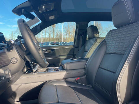 2024 GMC Sierra EV Denali Edition 1