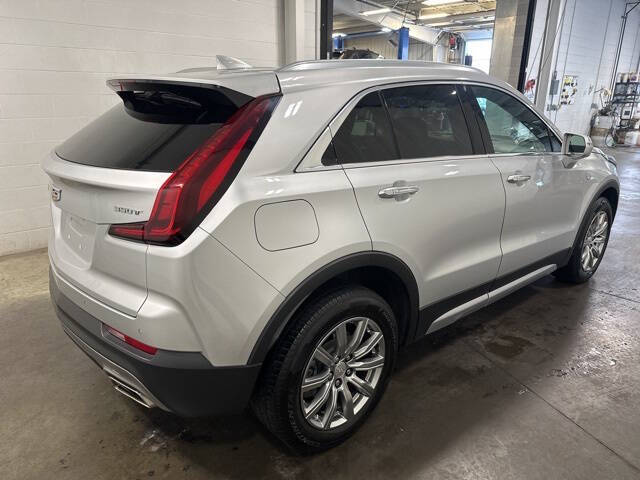 2021 Cadillac XT4 Premium Luxury