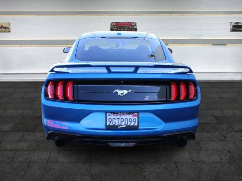 2019 Ford Mustang EcoBoost