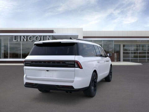 2025 Lincoln Navigator L Reserve