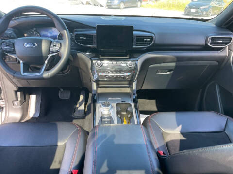 2024 Ford Explorer ST-Line