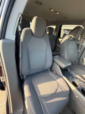 2012 Chevrolet Traverse LS