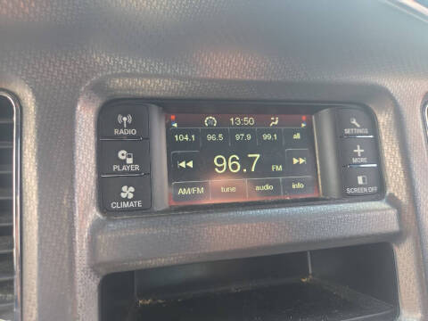 2012 Dodge Charger SE