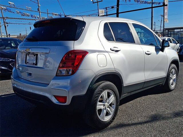 2022 Chevrolet Trax LS