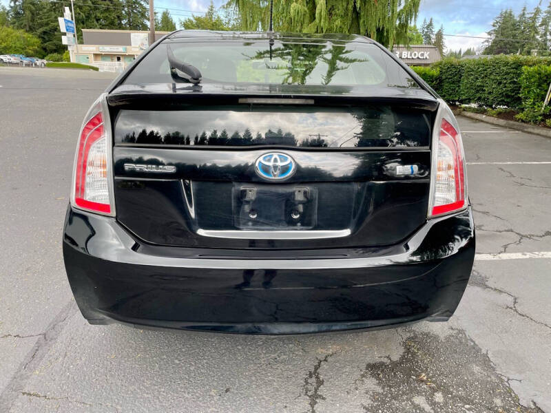 2013 Toyota Prius Two