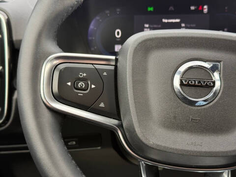 2023 Volvo XC40 B5 Core