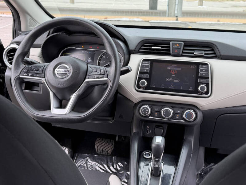 2021 Nissan Versa SV