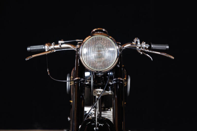 1953 Velocette Mac