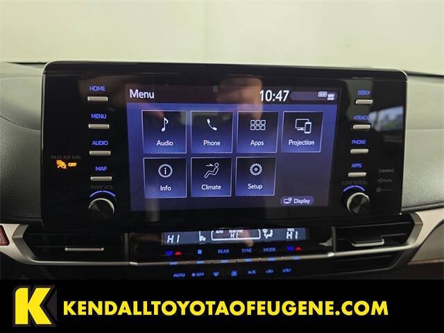 2023 Toyota Sienna LE 8-Passenger