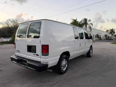 2013 Ford E-Series E-150