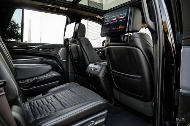 2023 Cadillac Escalade-V