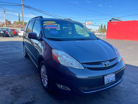 2007 Toyota Sienna for sale at Star Auto Sales Ceres in Ceres CA