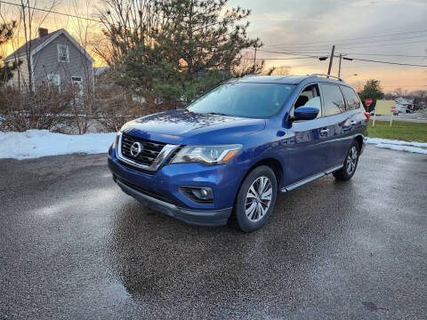 2017 Nissan Pathfinder SV