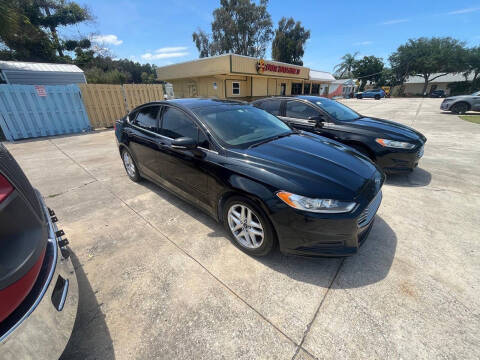 2014 Ford Fusion SE