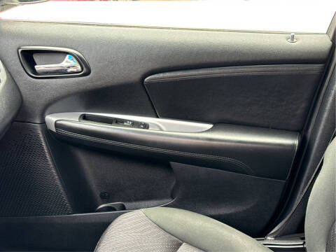 2011 Dodge Journey Crew