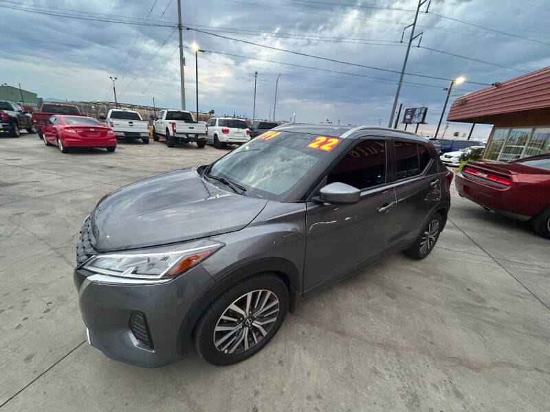 2022 Nissan Kicks SV