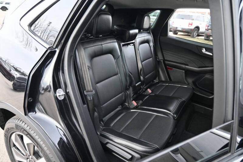 2023 Ford Escape Platinum