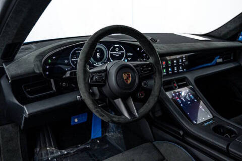 2025 Porsche Taycan Turbo GT w/ Weissach Package