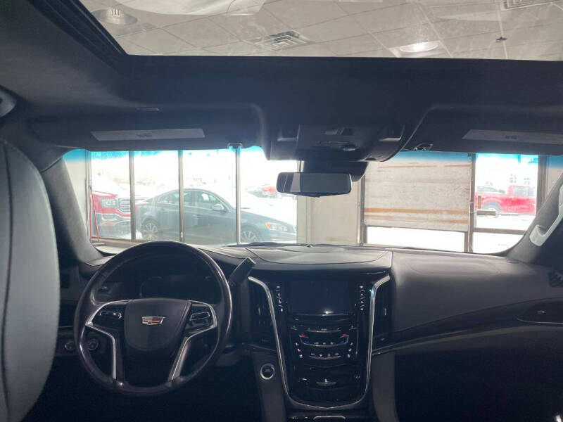 2018 Cadillac Escalade ESV Platinum