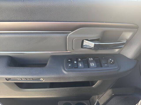 2022 RAM 1500 Classic SLT