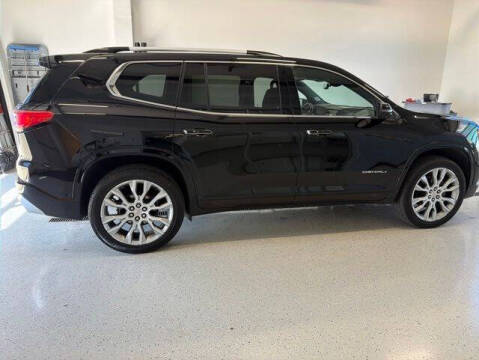2024 GMC Acadia Denali