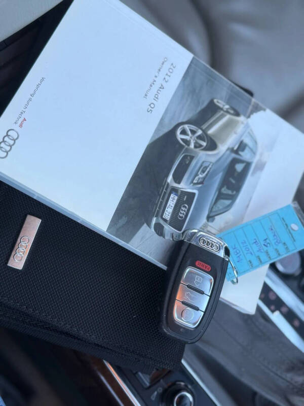 2012 Audi Q5 3.2 quattro Prestige