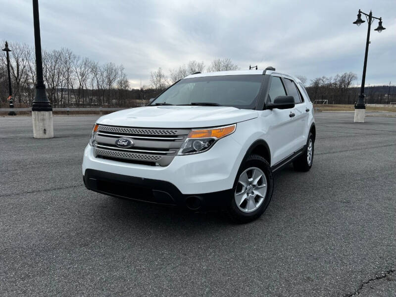 2014 Ford Explorer for sale at CLIFTON COLFAX AUTO MALL in Clifton NJ