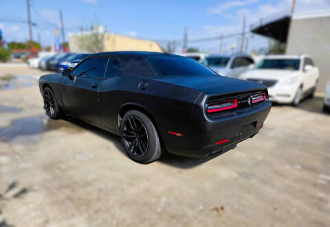 2016 Dodge Challenger SXT