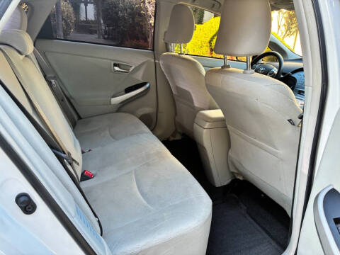 2014 Toyota Prius Three
