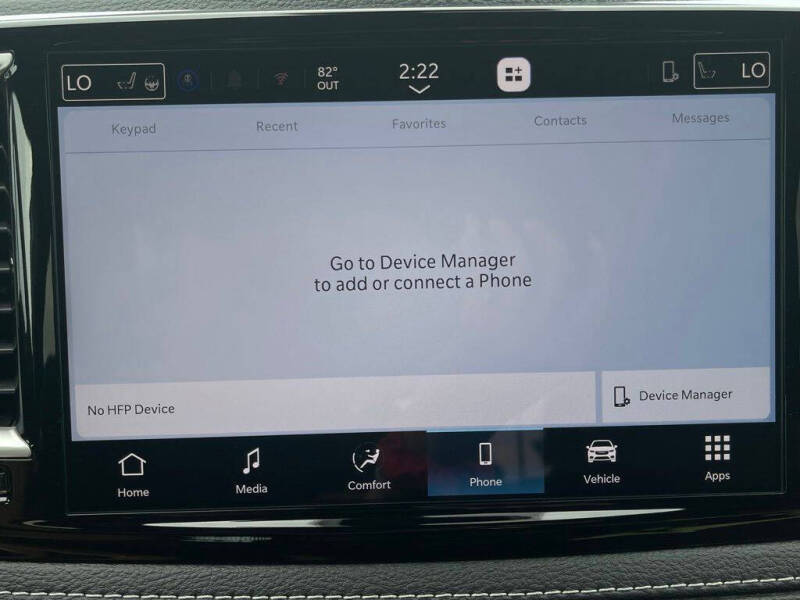 2027 Chrysler Pacifica Select