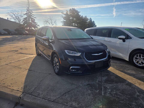 2022 Chrysler Pacifica Hybrid Limited