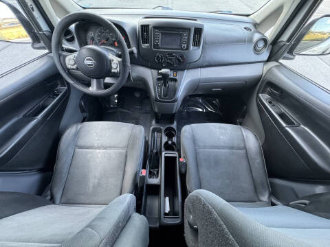 2013 Nissan NV200 SV