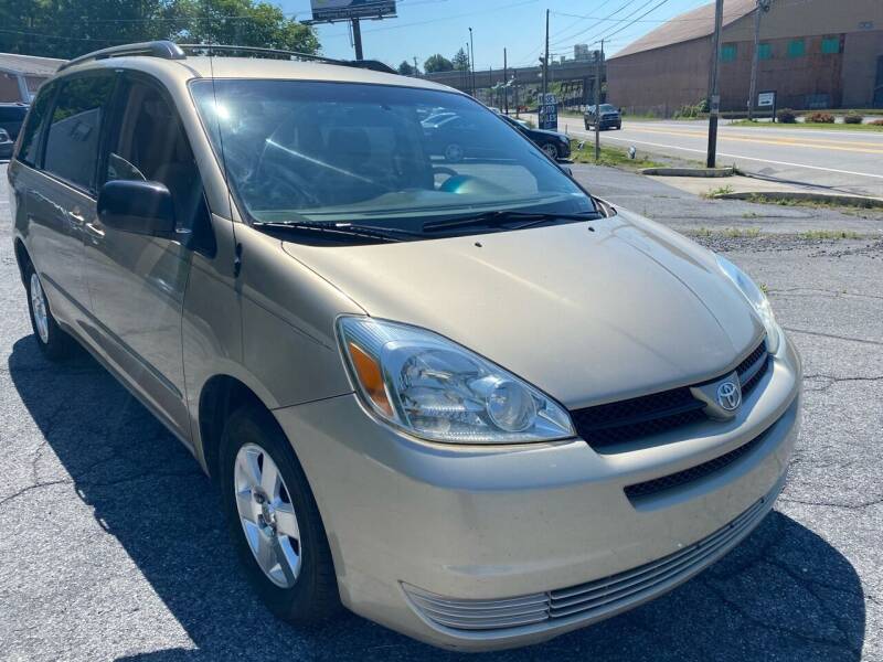 2005 Toyota Sienna for sale at YASSE'S AUTO SALES in Steelton PA