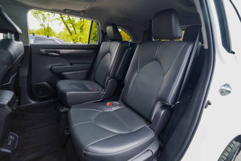 2022 Toyota Highlander Limited